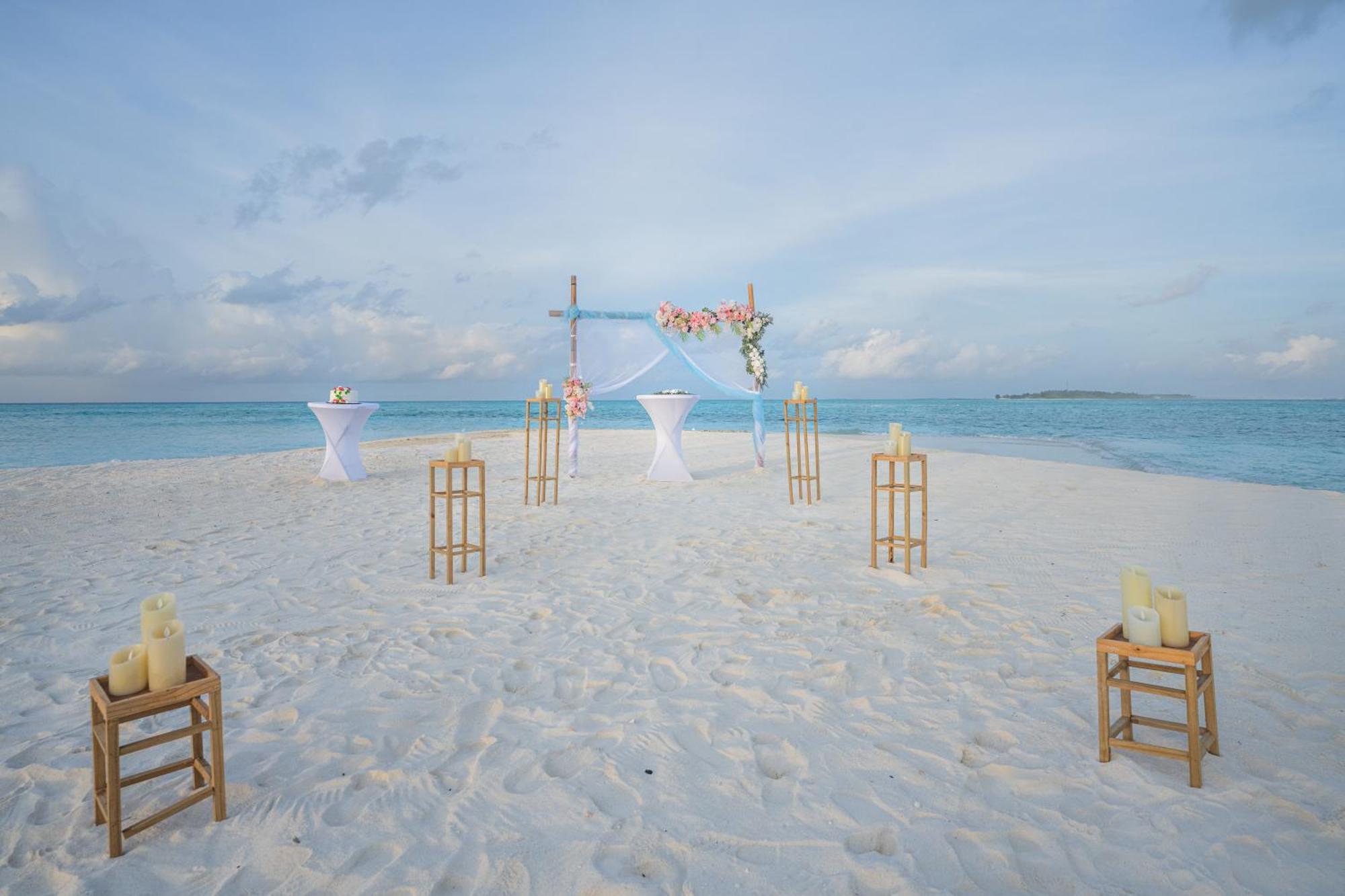 Barcelo Whale Lagoon Maldives Bodufinolhu  Exterior photo